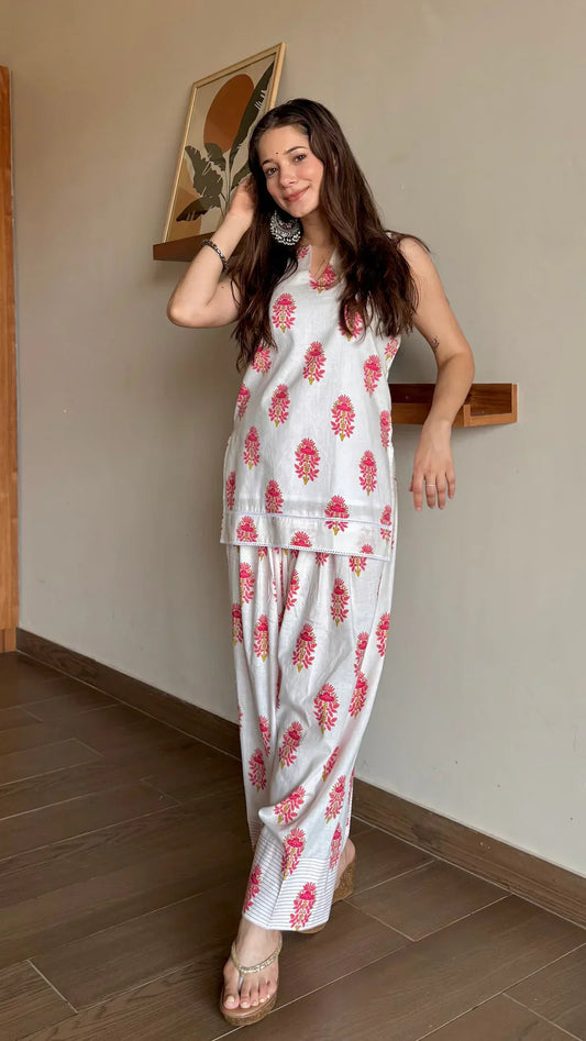 Lal Gulab Farshi Salwar Set